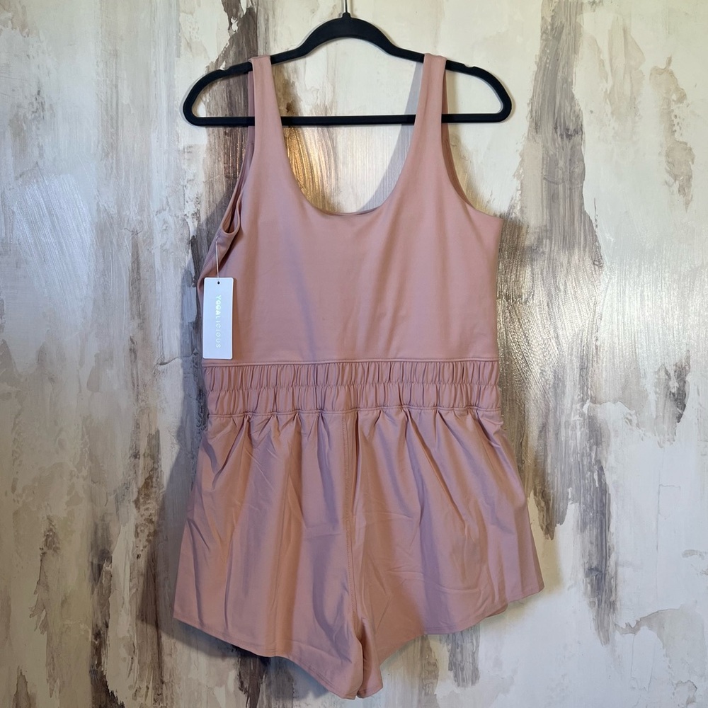 NWT Yogalicious Luxs Pati Blush Romper Size XL - Picture 2 of 6